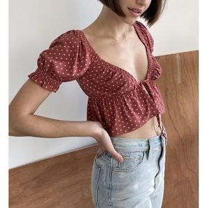Urban Outfitters Puff sleeve crop top
